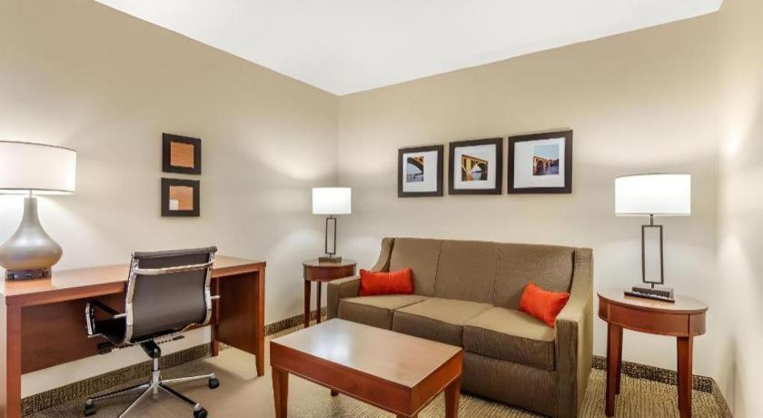 Comfort Inn Quantico Stafford Bagian luar foto
