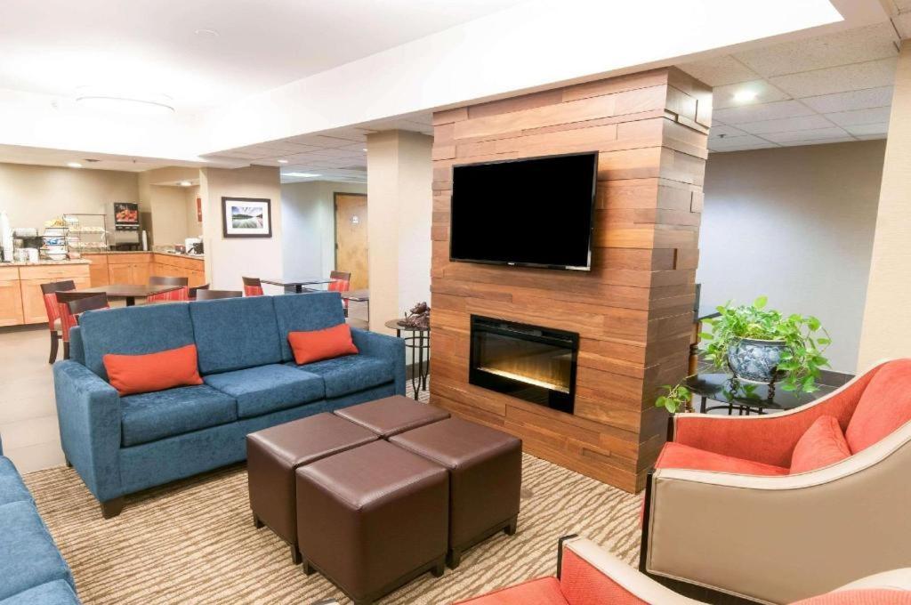 Comfort Inn Quantico Stafford Bagian luar foto